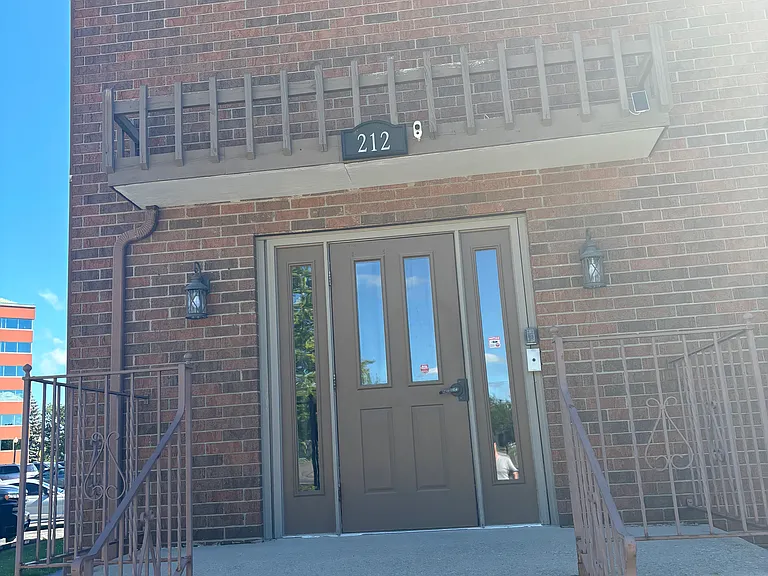 212 E Doty Ave #1 — Photo 10