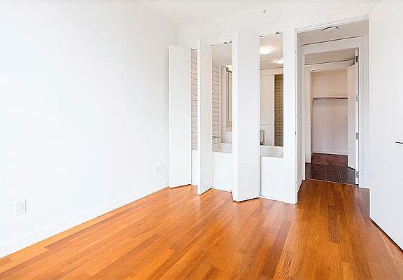 4th image of 15 William St APT 23C