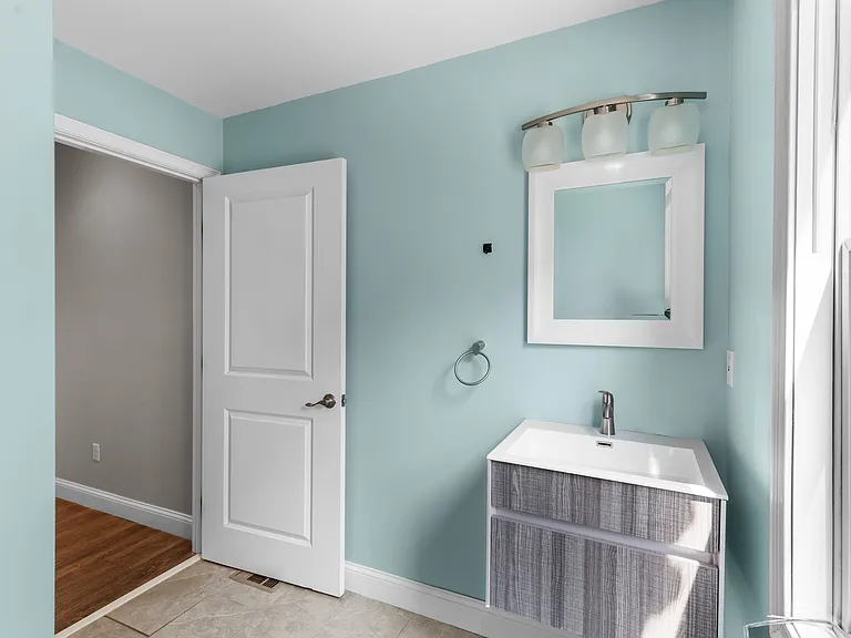 14 Trenton St #1 — Photo 16