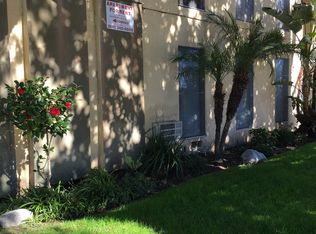 18555 Burbank Blvd APT 20, Tarzana, CA 91356