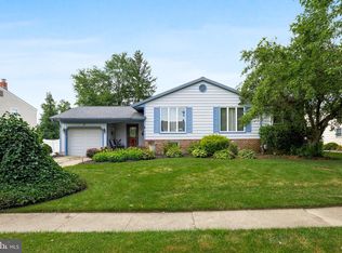 17 Elmgate Rd, Marlton, NJ 08053