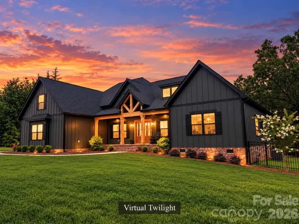 501 Edmunds Ln, Clover, SC 29710