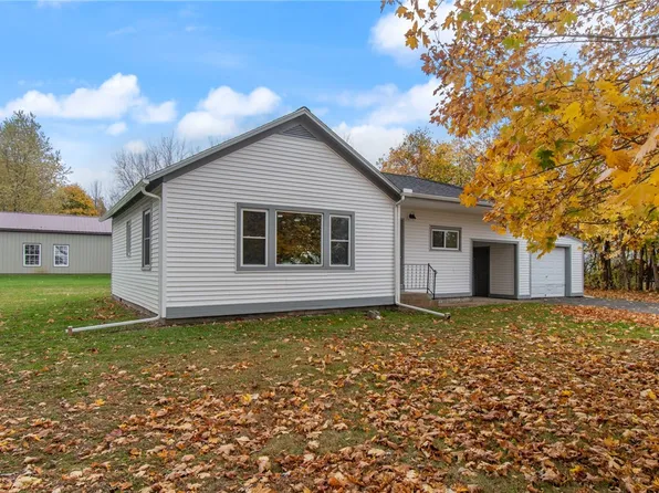 7936 Lake Rd, Sodus Point, NY 14555