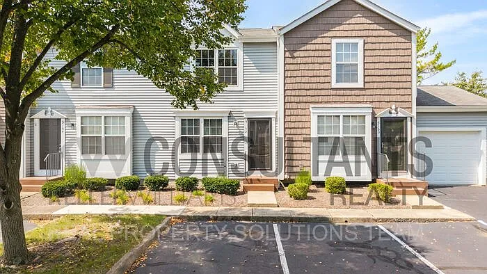 5162 Singleton Dr #43C