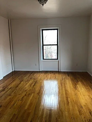 Rented by Triumph Property Group | media 11