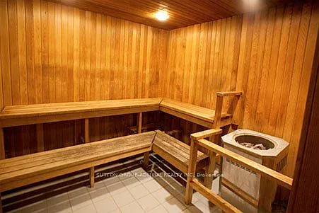 1 bed, $2,375 — Photo 3