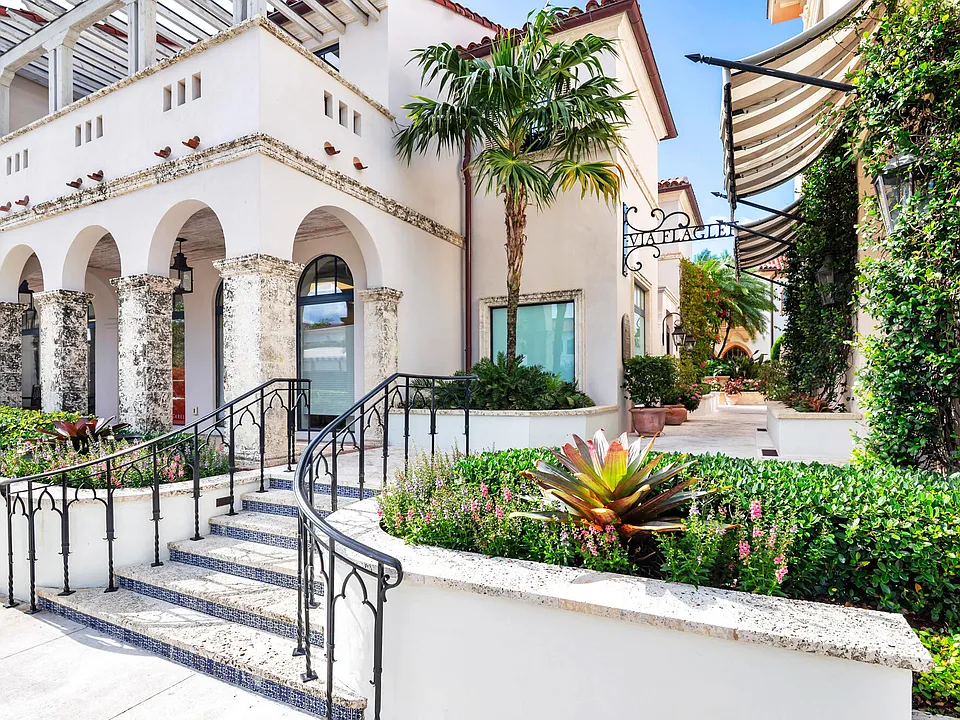 5 Flagler Dr
