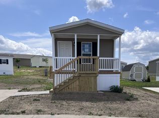 460 Sapphire Cir, Dubuque, IA 52001