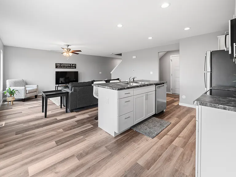 3187 Ruffian Rd — Photo 2