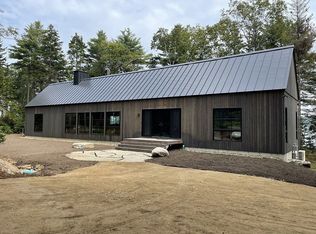 10 S Ledge Rd, Boothbay, ME 04537