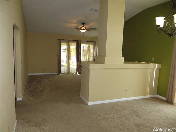4th image of 9505 Tarbert Dr