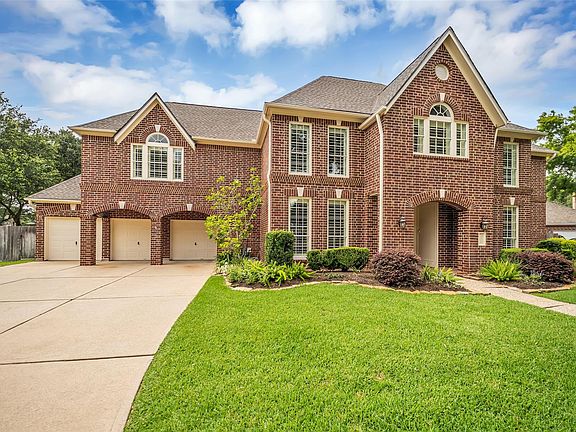 2nd image of 3306 Seminole Ct