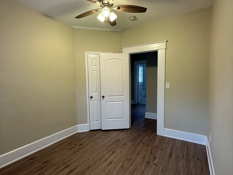 1816 Saint Charles Ave SW — Photo 13