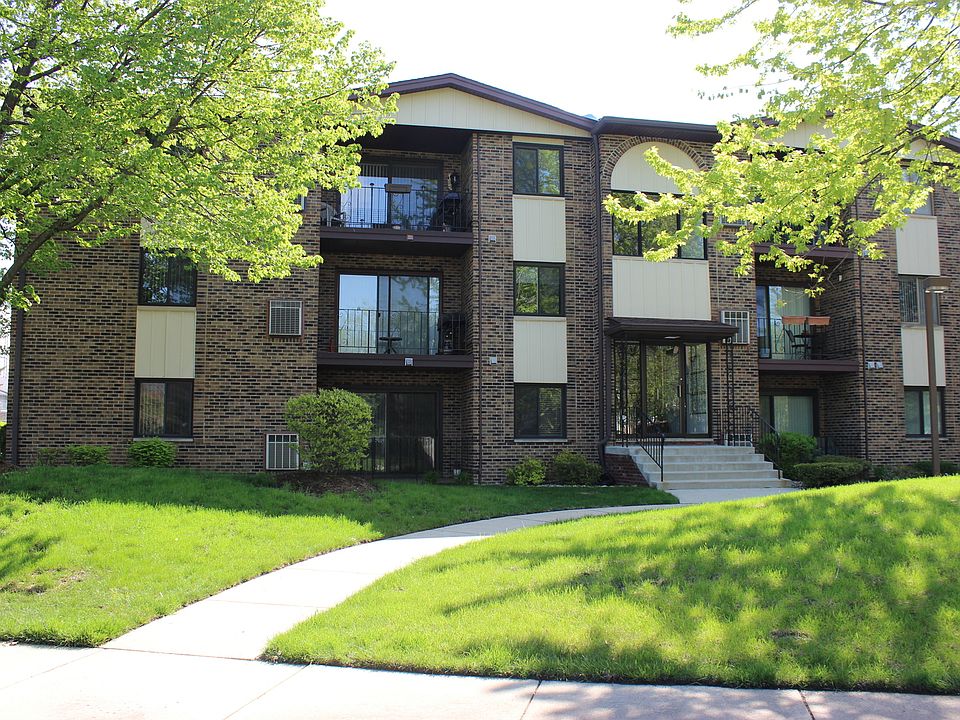 1st image of 14011 Laramie Ave APT 322