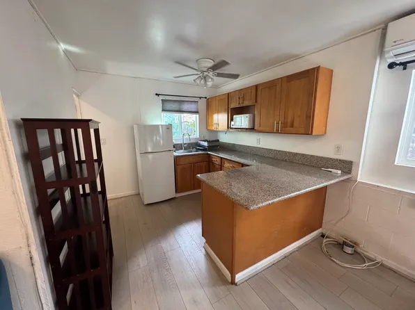 3523 Kilauea Ave #D, Honolulu, HI 96816