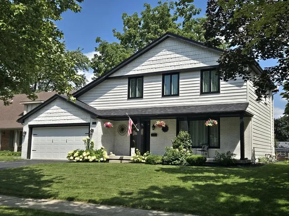 722 Meadow Springs Ct, Maumee, OH 43537