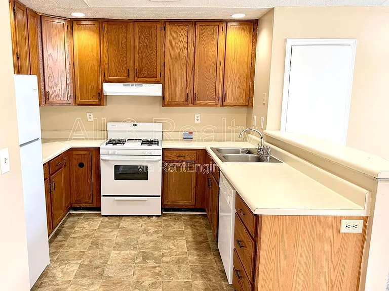 2140 Meadowview Ct SE #A — Photo 9