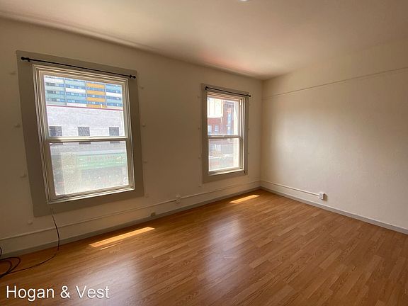 3rd image of 1222 Stockton St #1220
