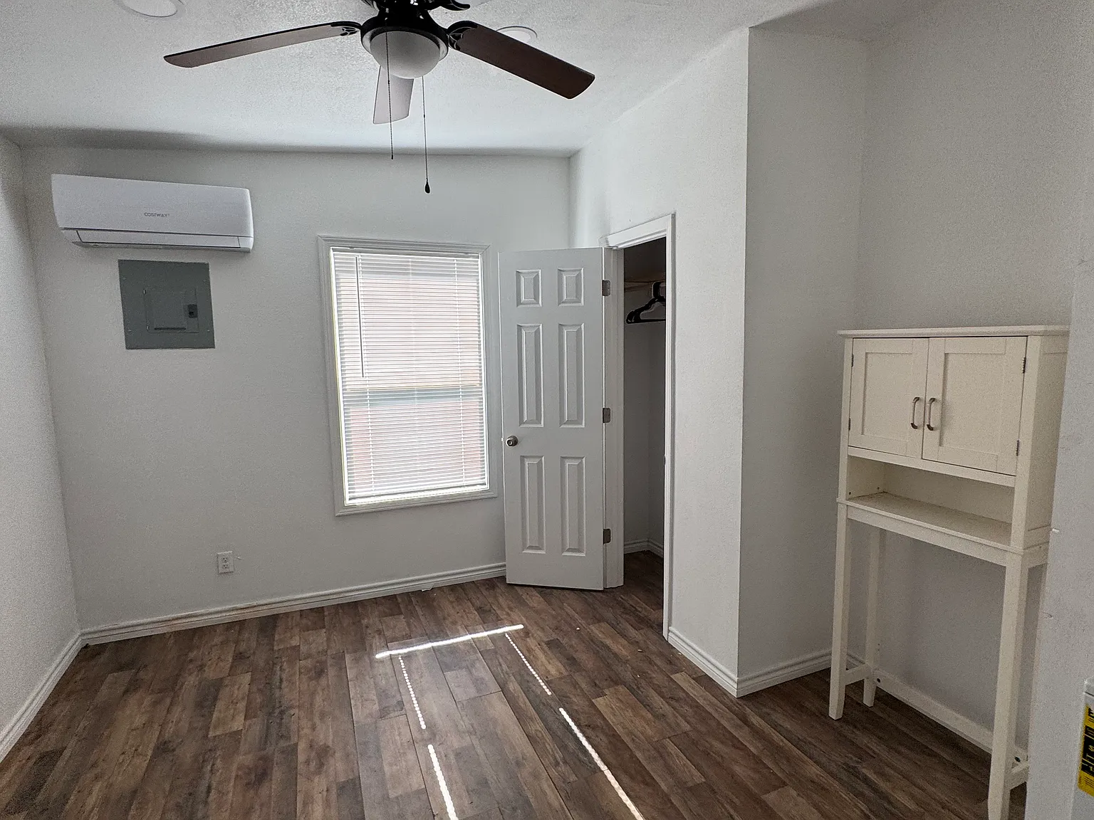 1 bed, 700 sqft, $1,400 — Photo 4