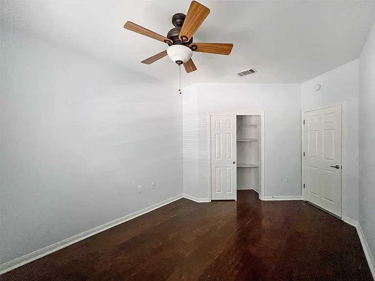 3917 Bronco Bend Loop — Photo 36