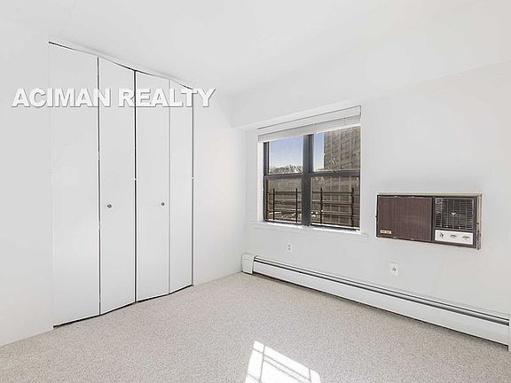 4th image of 301 Cathedral Pkwy Unit 4K