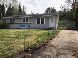 717 Jean Ct, Allenton, WI 53002