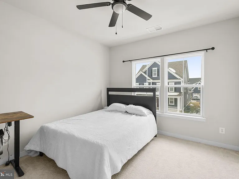 10706 Larkswood St — Photo 25