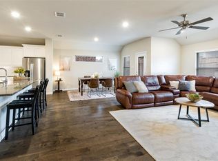 5637 Barco Rd, Fort Worth, TX 76126