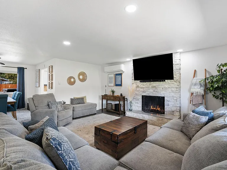 418 NE 118th Ave — Photo 12