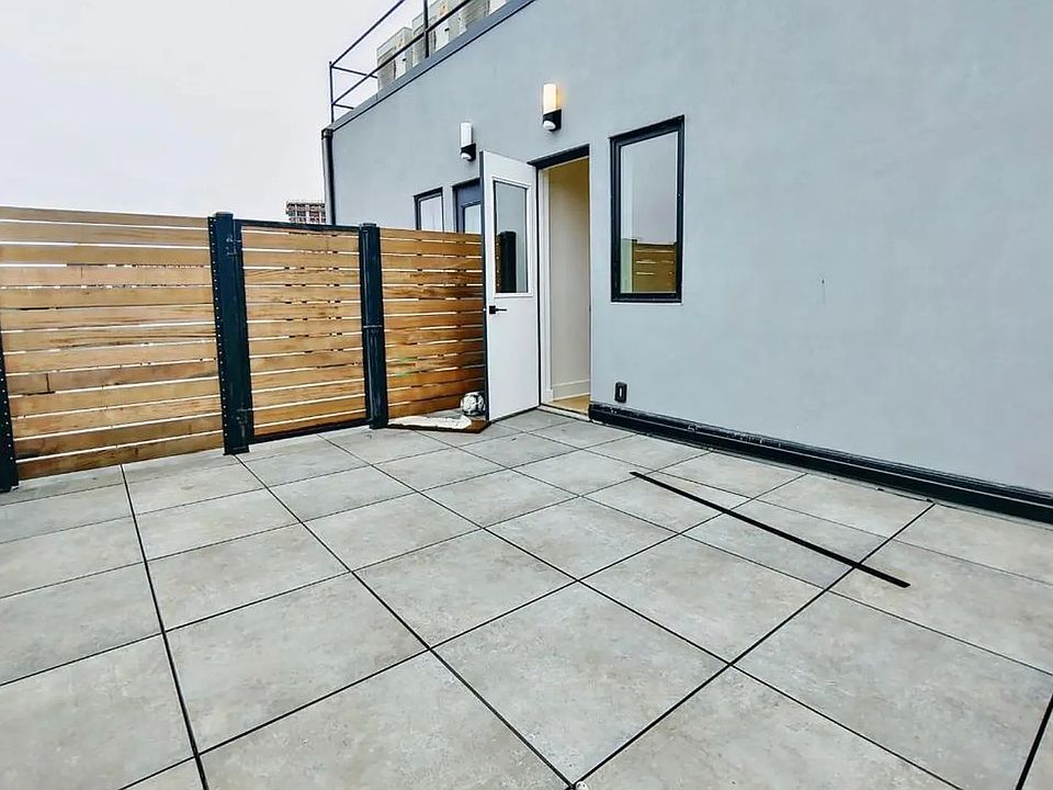 1st image of 25 Bruckner Blvd #6C