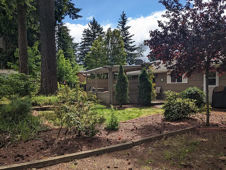 12925 NW Westlawn Ter — Photo 12