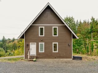 34180 Smith Rd, Saint Helens, OR 97051