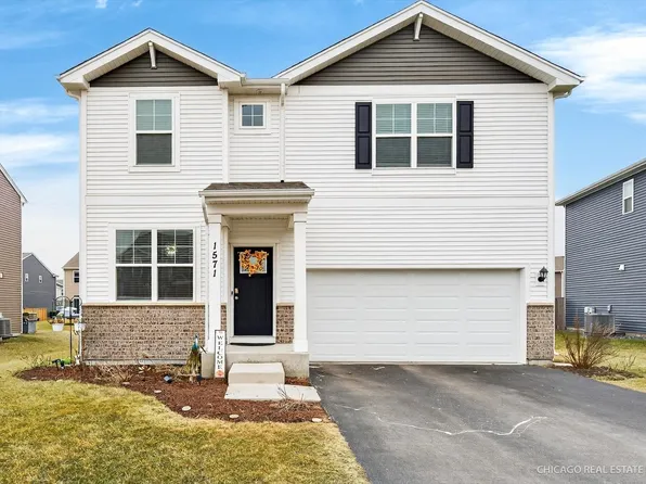 1571 Middleton Rd, Pingree Grove, IL 60140