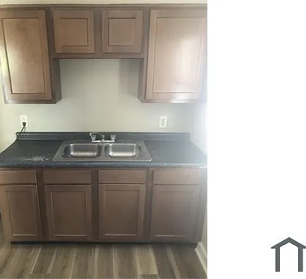 2 bed, $900 — Photo 4