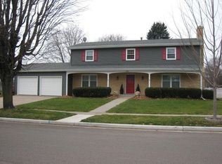 549 N Grove St, Reedsburg, WI 53959