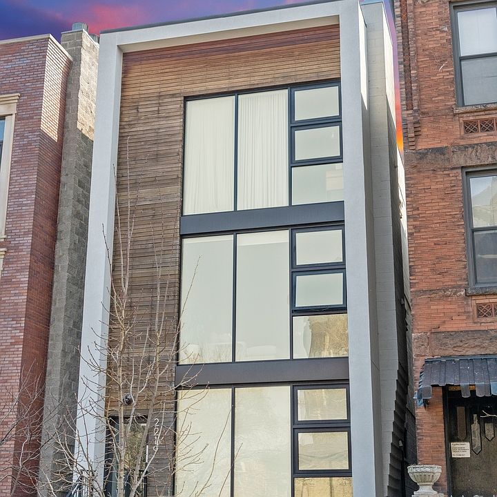 1st image of 2219 N Hoyne Ave #1