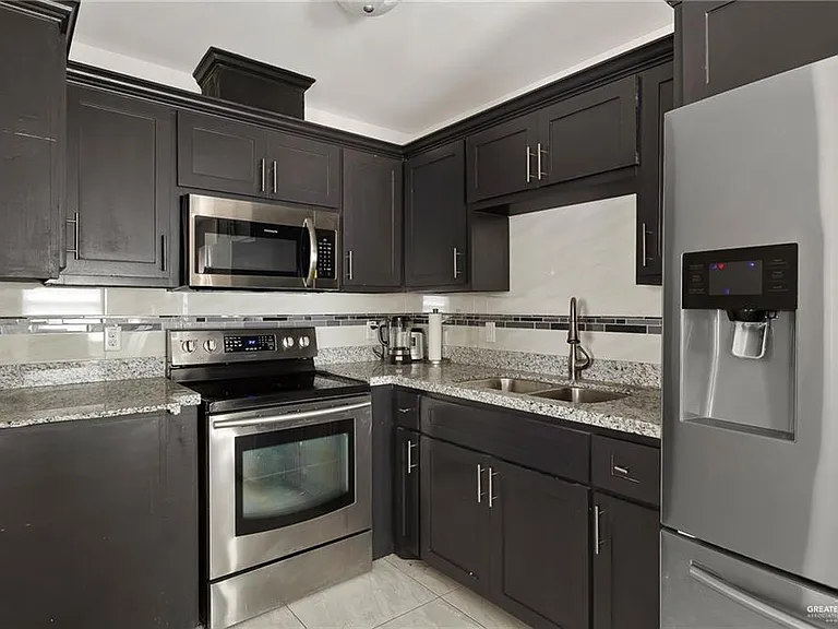 818 S Missouri St #2 — Photo 3