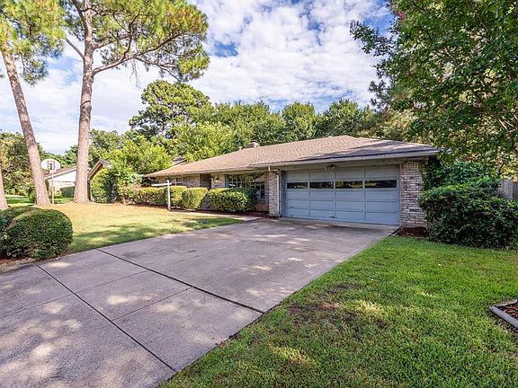 3rd image of 1708 W Lavender Ln
