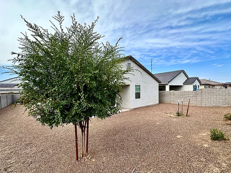1077 W Tuli Way — Photo 18