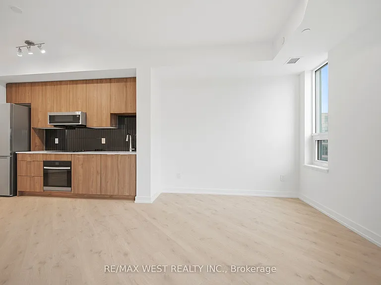 2501 Saw Whet Blvd #522 — Photo 14