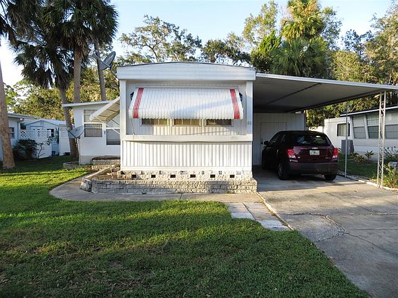 2nd image of 41 Royal Palm Cir