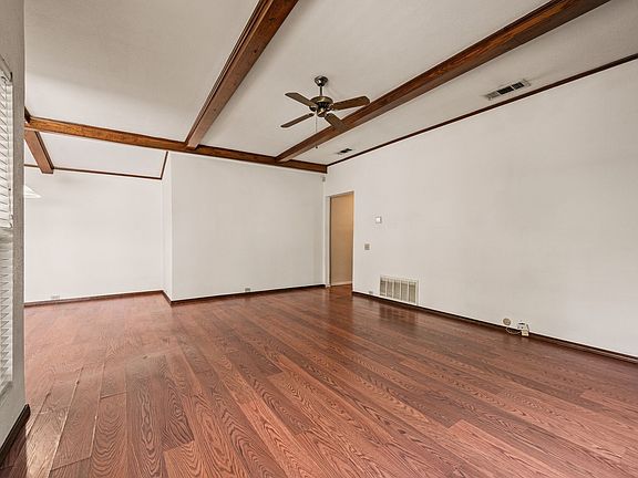 5th image of 16408 Lauder Ln
