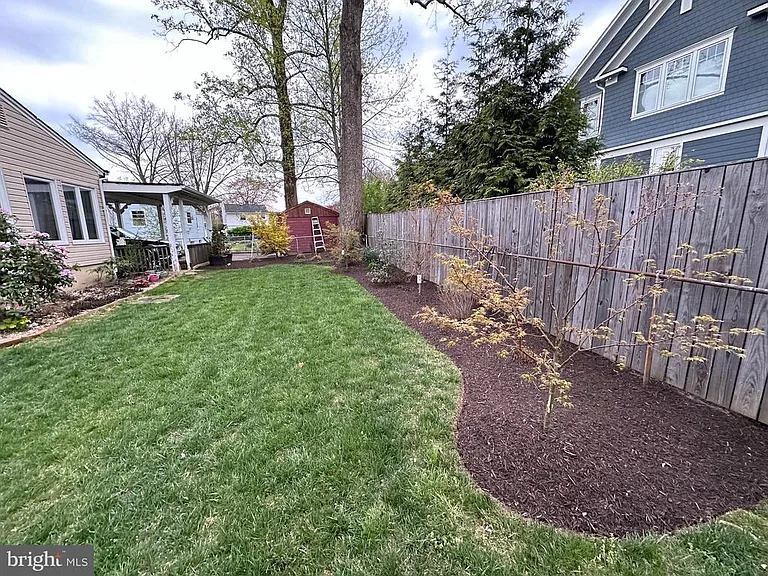 205 Tapawingo Rd SW — Photo 38