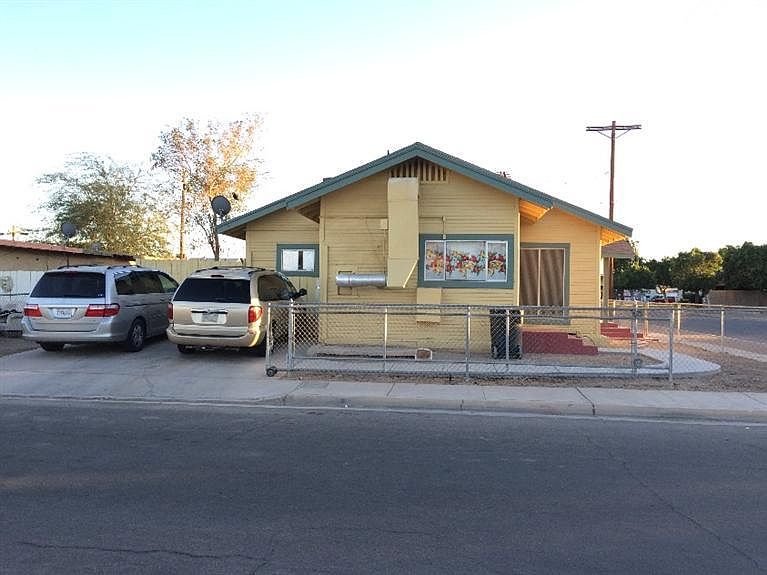 2nd image of 735 N 6th St