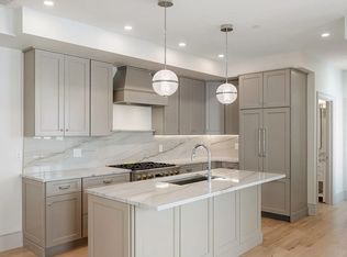 192 Green St #192, Cambridge, MA 02139