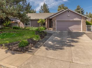 2987 NE Oakley Ct, Bend, OR 97701
