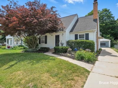 920 Graceland St NE, Grand Rapids, MI, 49505