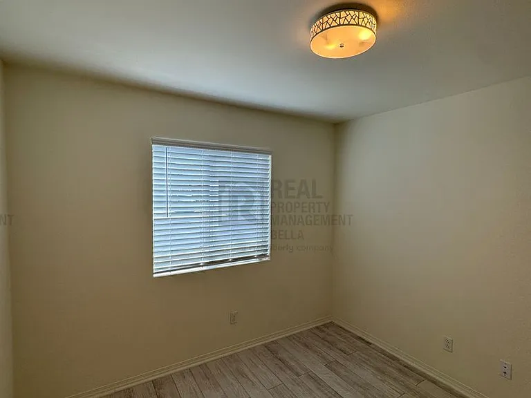 29555 Copper Hill Ct — Photo 11
