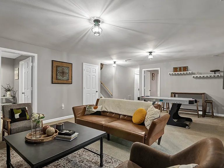 112 Cumberland Cir — Photo 35