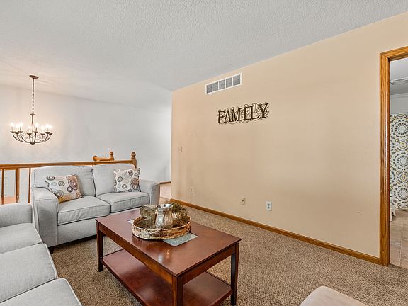 5th image of 3004 N Gaines St